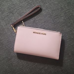 Michael Kors wristlet
